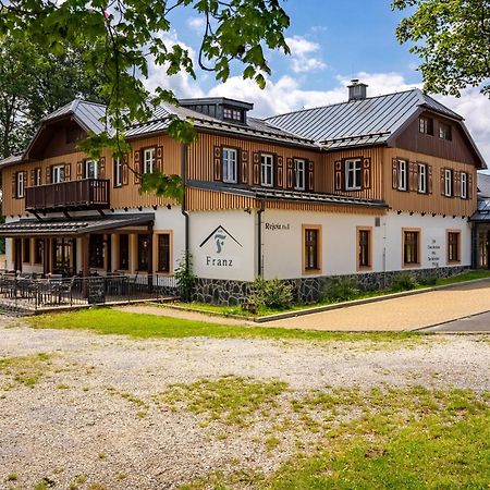 Hotel Franz Rejviz Bagian luar foto
