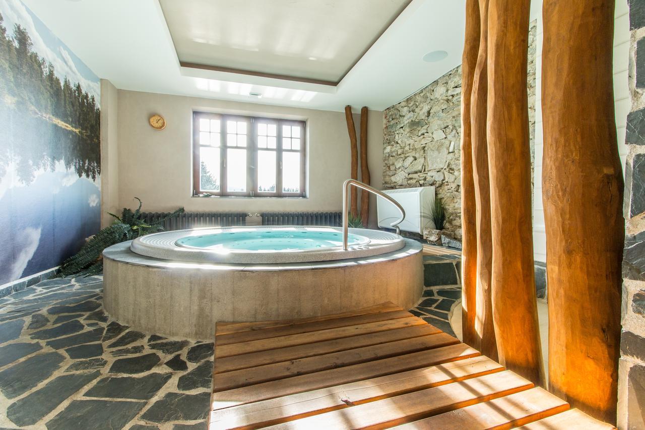 Hotel Franz Rejviz Bagian luar foto
